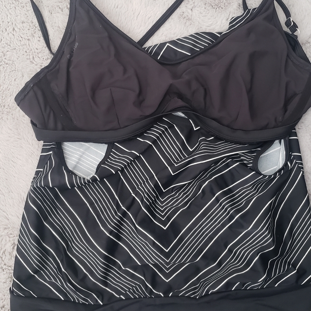 Cross back blousy tankini